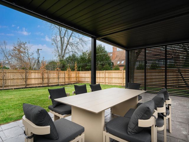 $3,490,000 | 1106 Hohlfelder Road, Glencoe, IL 60022