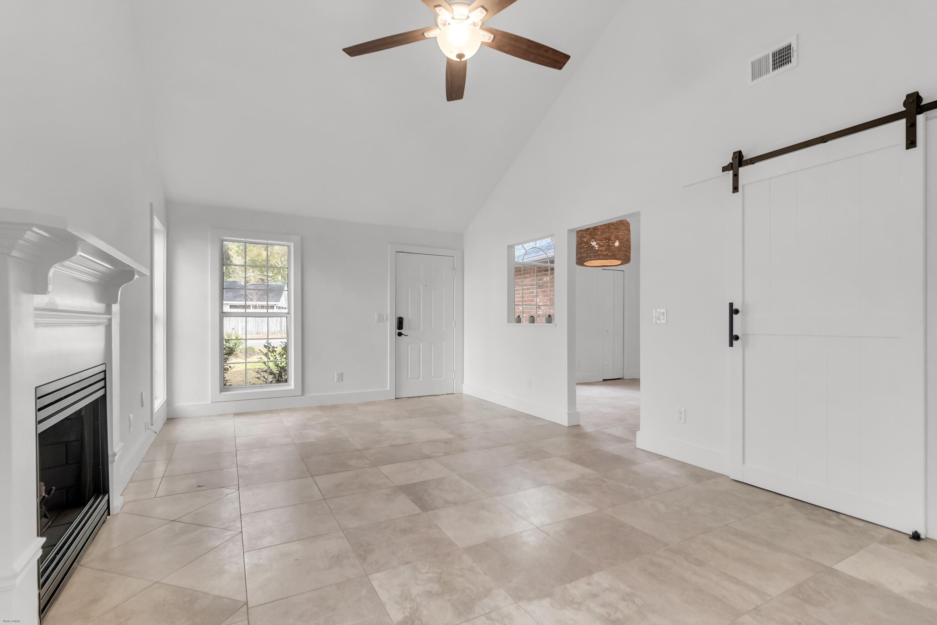 1368 Thayer Hall Drive Mount Pleasant, SC 29466 - Photo 7 of 48 1368 Thayer Hall -Tidalcreekphoto- (6)