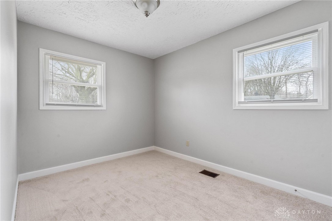 5962 Kevin Drive Riverside, OH 45432 - Photo 14 of 20