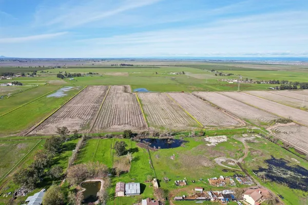 $33,800,000 | 7920 Country Acres Lane, Elverta, CA 95626