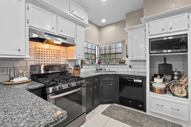 $350,000 | 41 Windsor Drive, Conroe, TX 77304