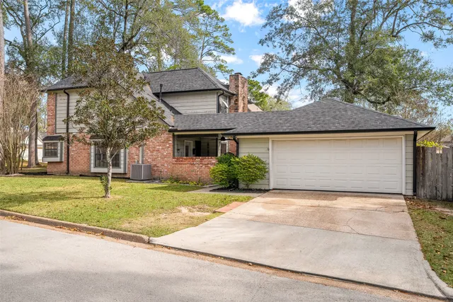 $350,000 | 41 Windsor Drive, Conroe, TX 77304