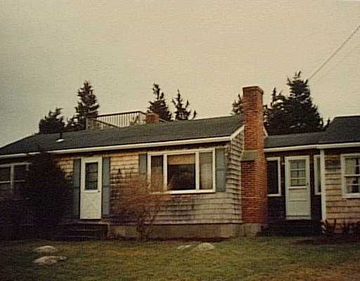47 Fenway Road Westerly, RI 02891 - Photo 1 of 1 Exterior Front.