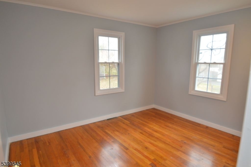 11 Bogota Road Parsippany, NJ 07054 - Photo 5 of 12 an empty room with windows