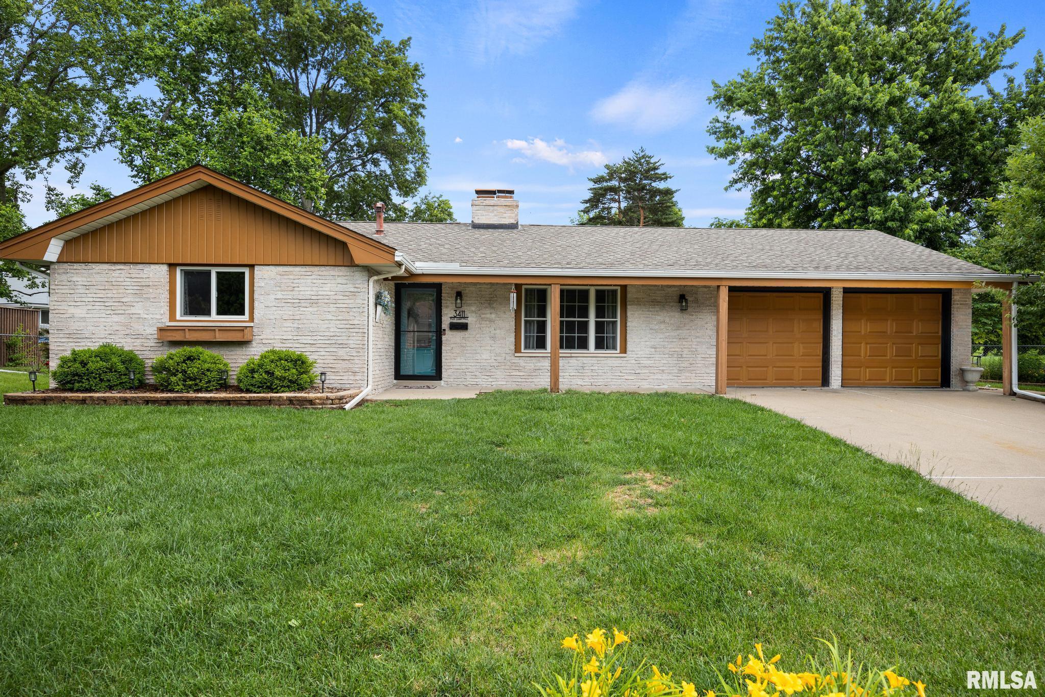 3411 West Chartwell Road Peoria, IL 61614 - Photo 1 of 33