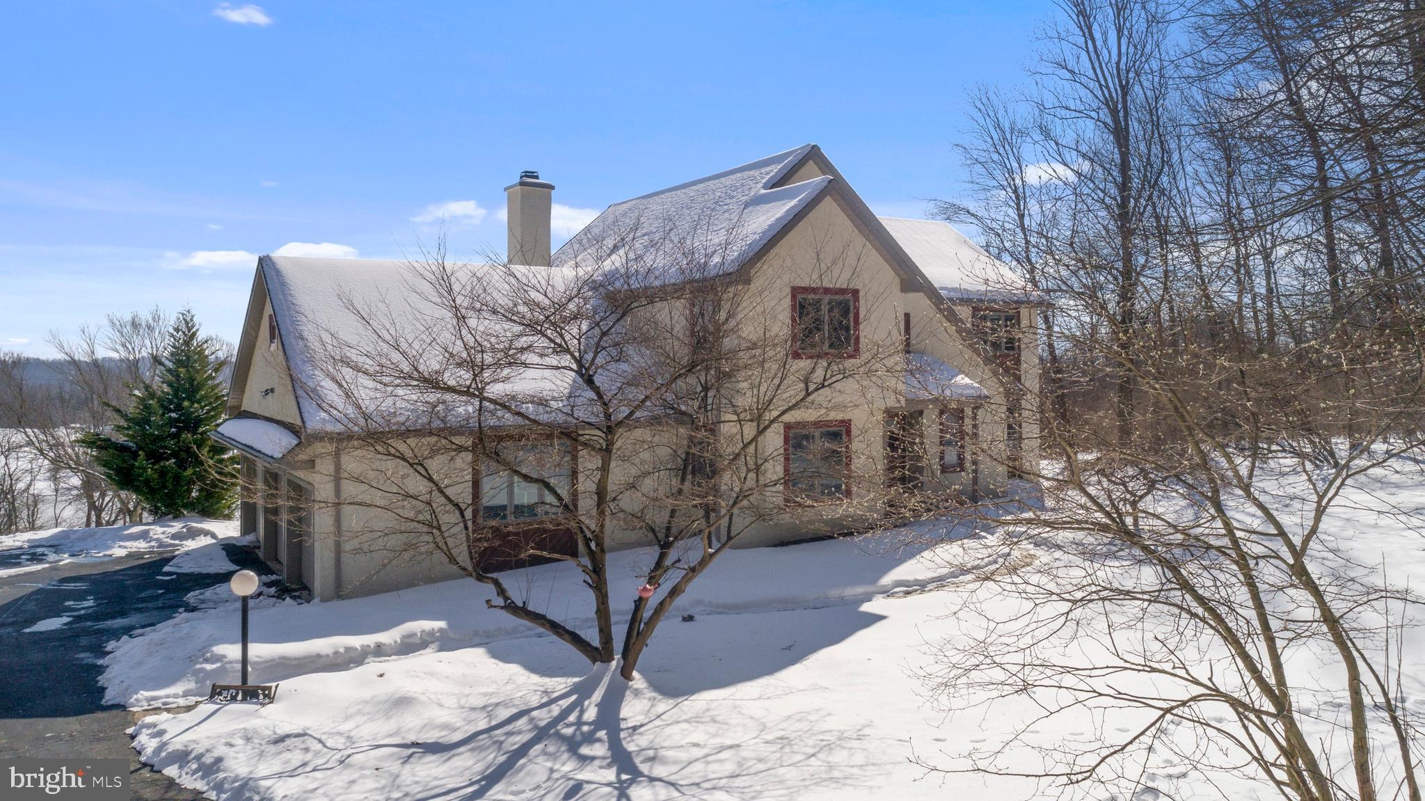 826 Brandywine Road Downingtown, PA 19335 - Photo 4 of 50 Gallery Image 4