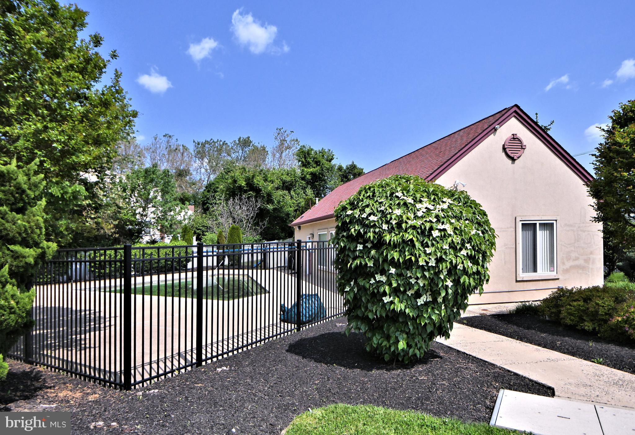 1630 Welsh Road, Unit 52G Philadelphia, PA 19115 - Photo 46 of 47 Pool