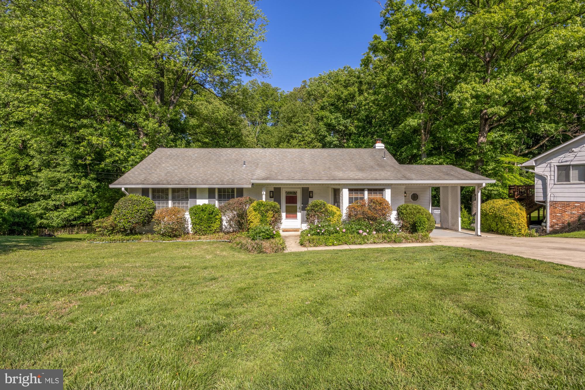 4721 Pickett Road Fairfax, VA 22032 - Photo 1 of 58