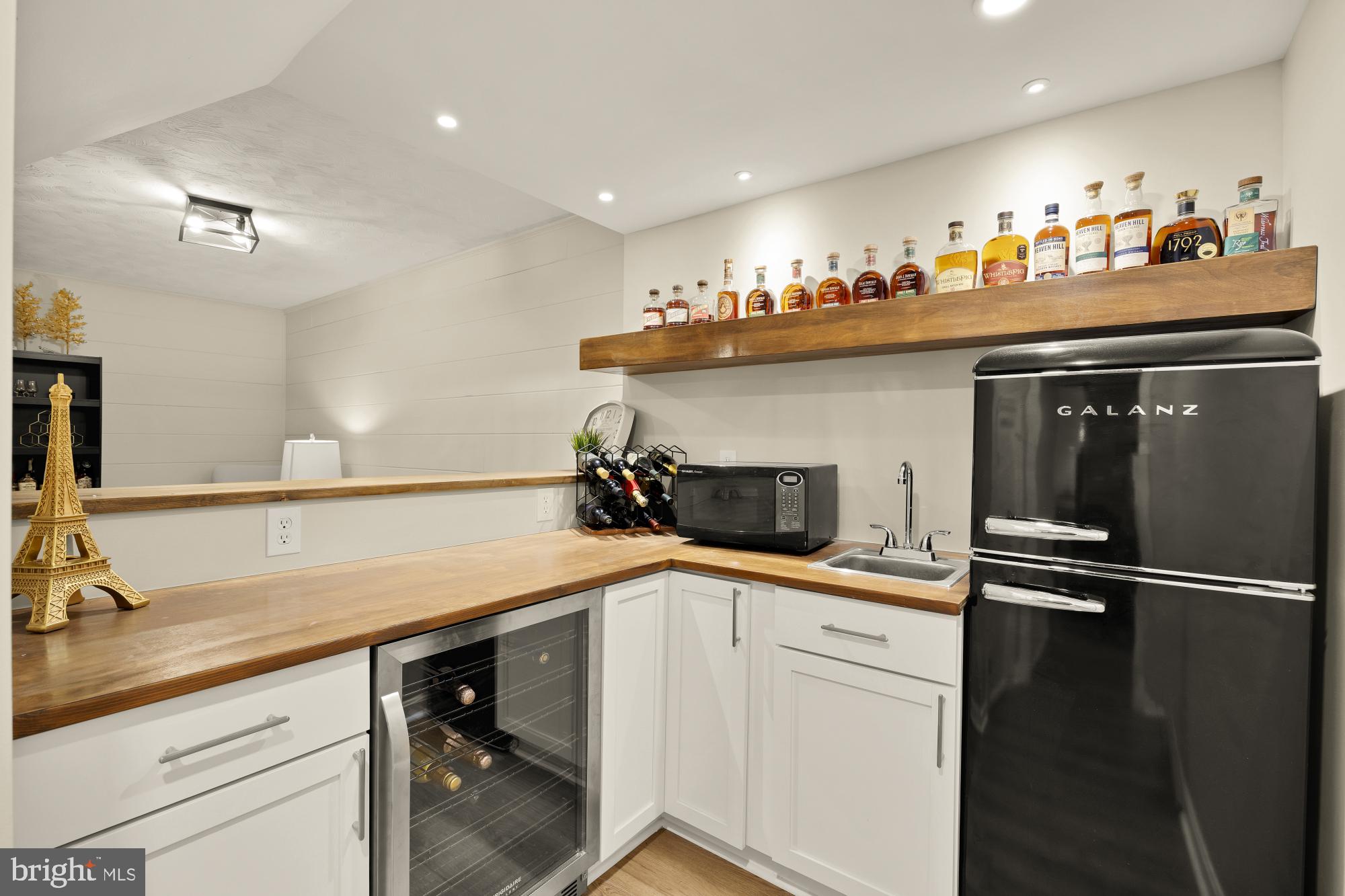 4721 Pickett Road Fairfax, VA 22032 - Photo 43 of 58