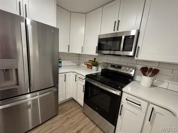$249,750 | 11640 Cedar Walk Drive, St. Louis, MO 63146