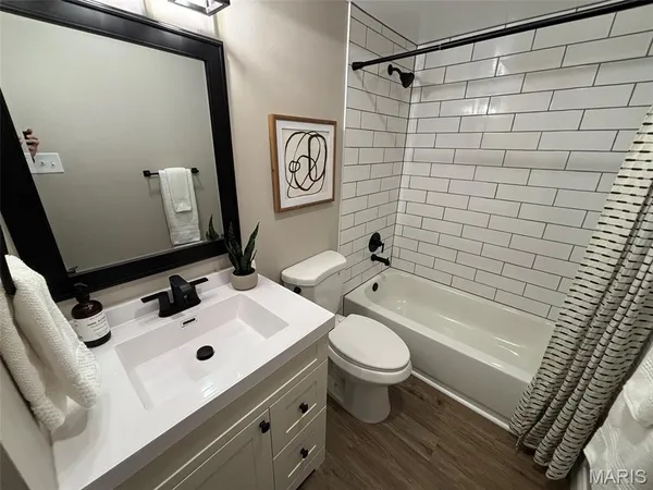 $249,750 | 11640 Cedar Walk Drive, St. Louis, MO 63146