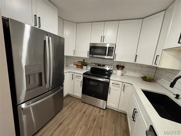 $249,750 | 11640 Cedar Walk Drive, St. Louis, MO 63146