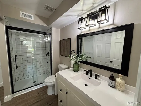 $249,750 | 11640 Cedar Walk Drive, St. Louis, MO 63146