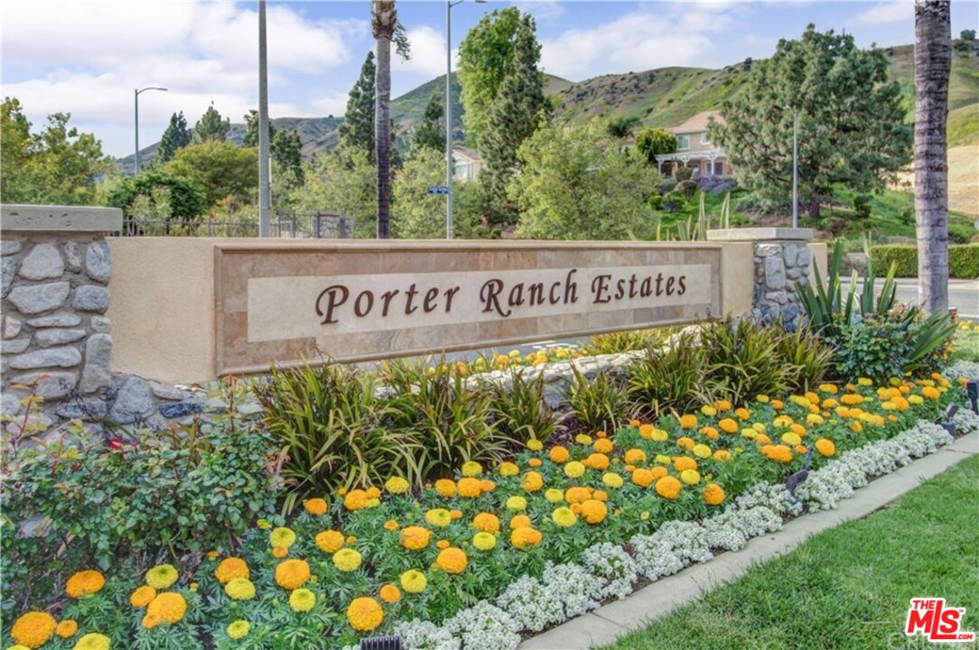 19554 Turtle Ridge Lane Northridge, CA 91326 - Photo 3 of 29