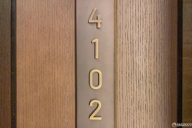 a view of utility room