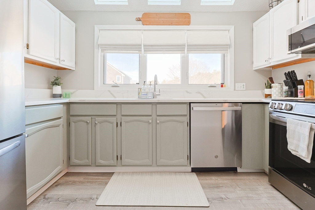 640 Maple Brook Road, Unit 640 Bellingham, MA 02019 - Photo 10 of 37