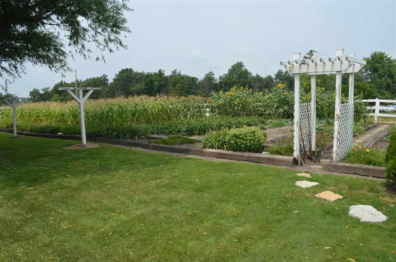 11506 Schwartz Road Fort Wayne, IN 46835 - Photo 4 of 30