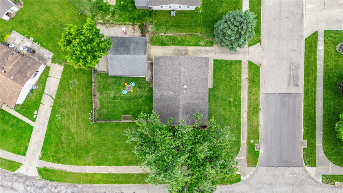 1189 Share Drive Riverside, OH 45432 - Photo 9 of 33
