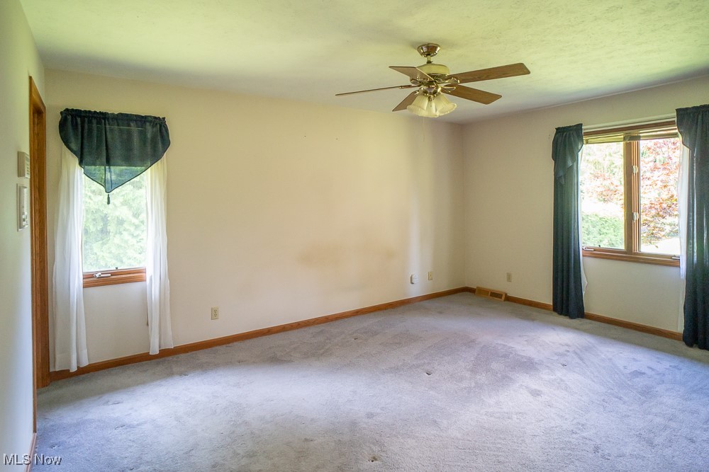519 South Medina Line Road Akron, OH 44321 - Photo 16 of 29
