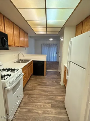 $1,695 | 108 Huckleberry Lane, Henderson, NV 89074