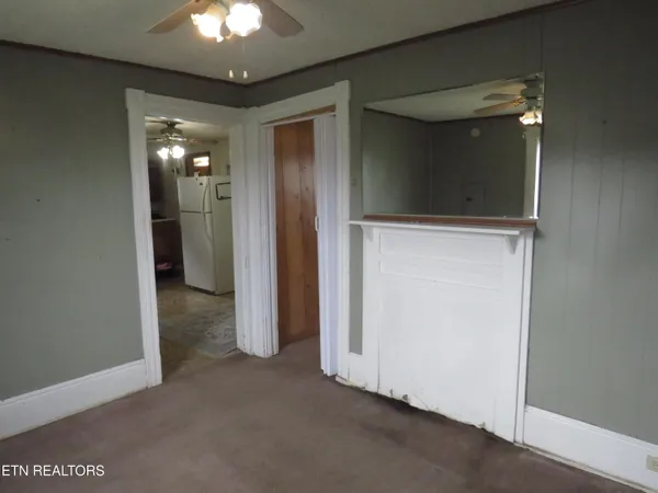$78,900 | 413 South Main Street, Jellico, TN 37762