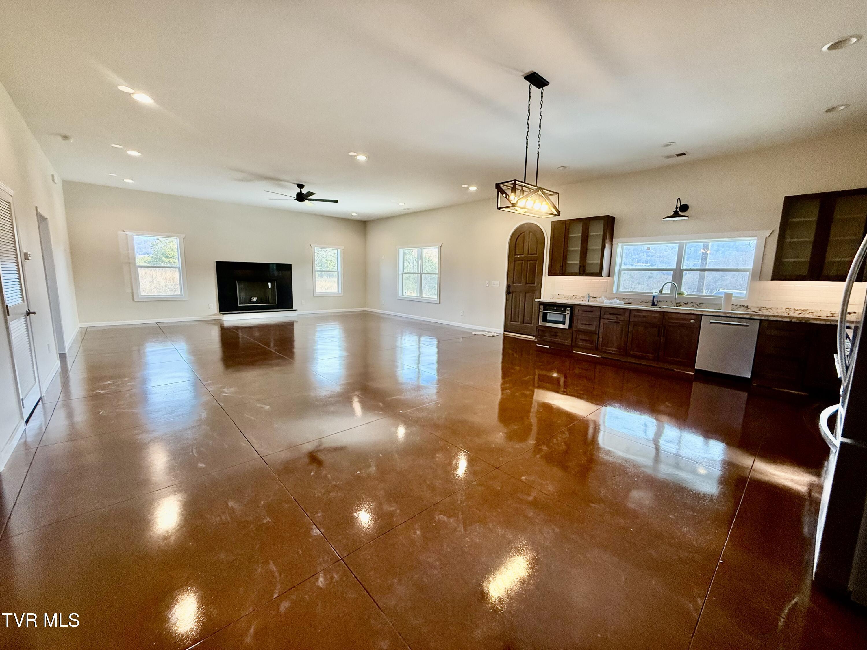 2114 Powell River Road Tazewell, TN 37879 - Photo 15 of 108 _Pic15 (23)