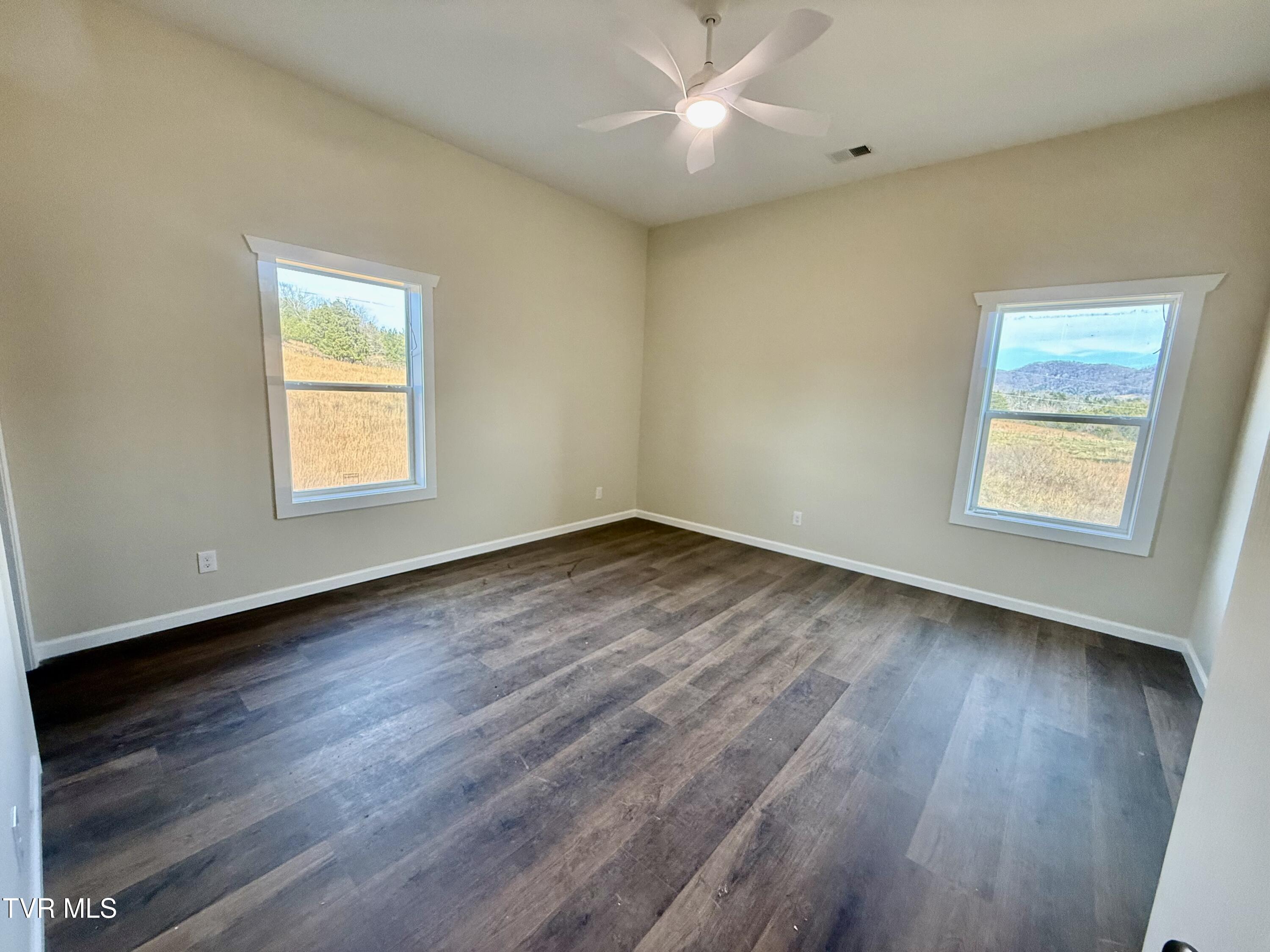 2114 Powell River Road Tazewell, TN 37879 - Photo 37 of 108 _Pic37 (15)