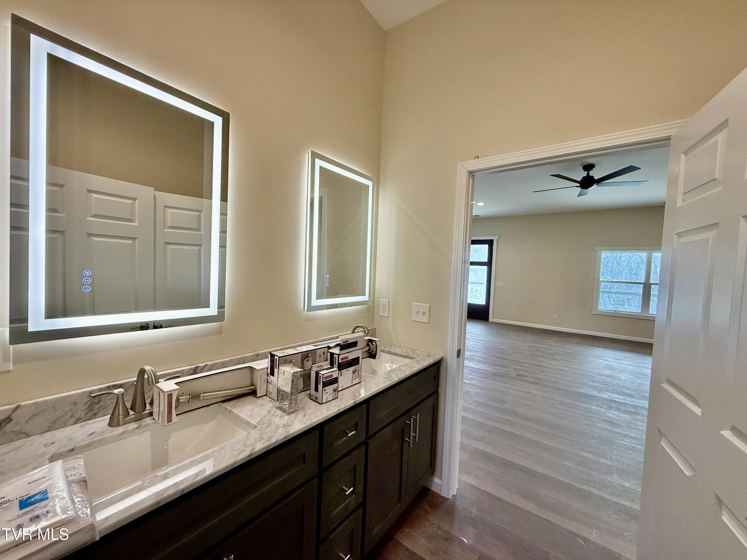 2114 Powell River Road Tazewell, TN 37879 - Photo 42 of 108 _Pic42 (13)