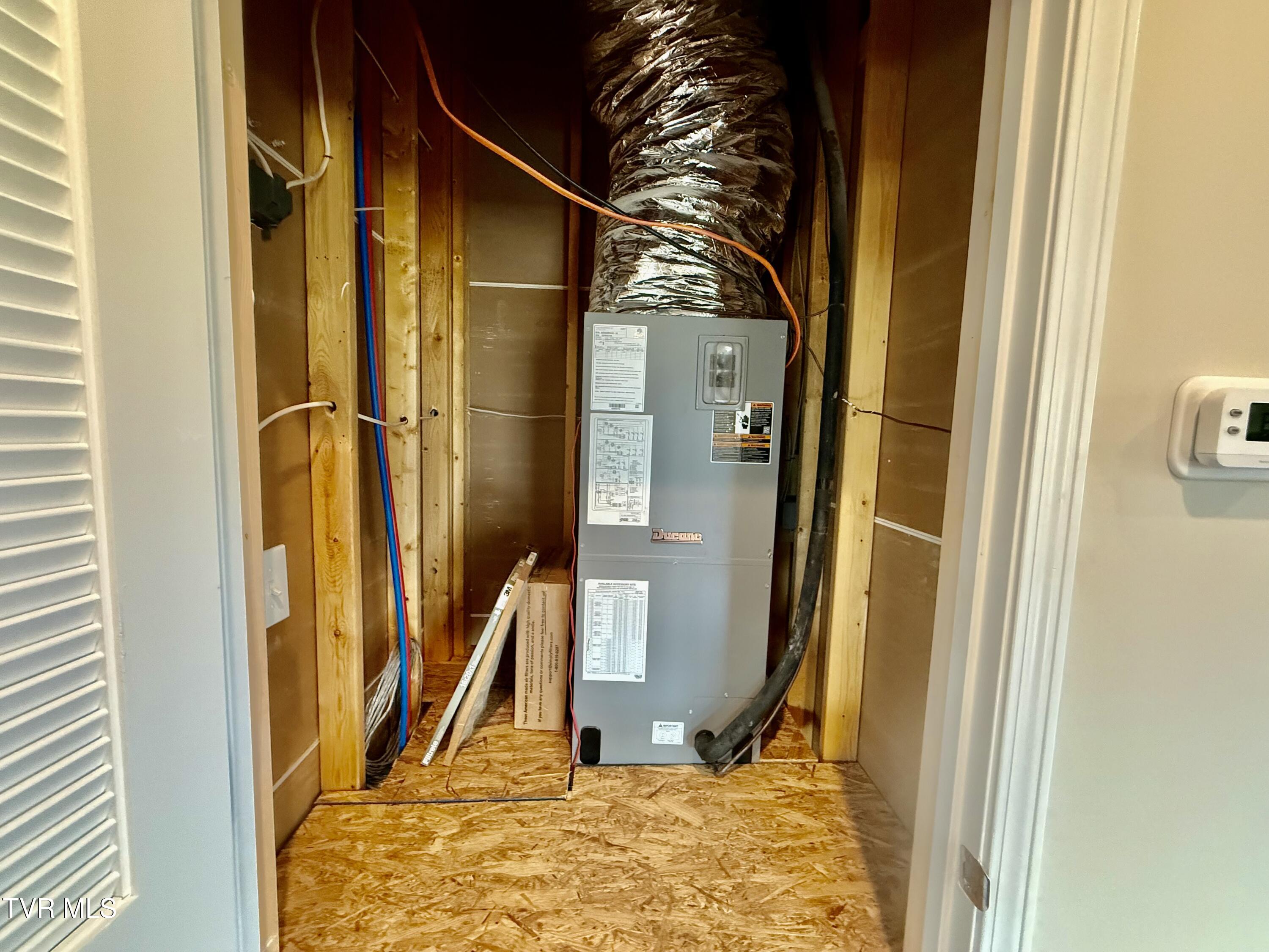 2114 Powell River Road Tazewell, TN 37879 - Photo 59 of 108 _Pic58 (11)