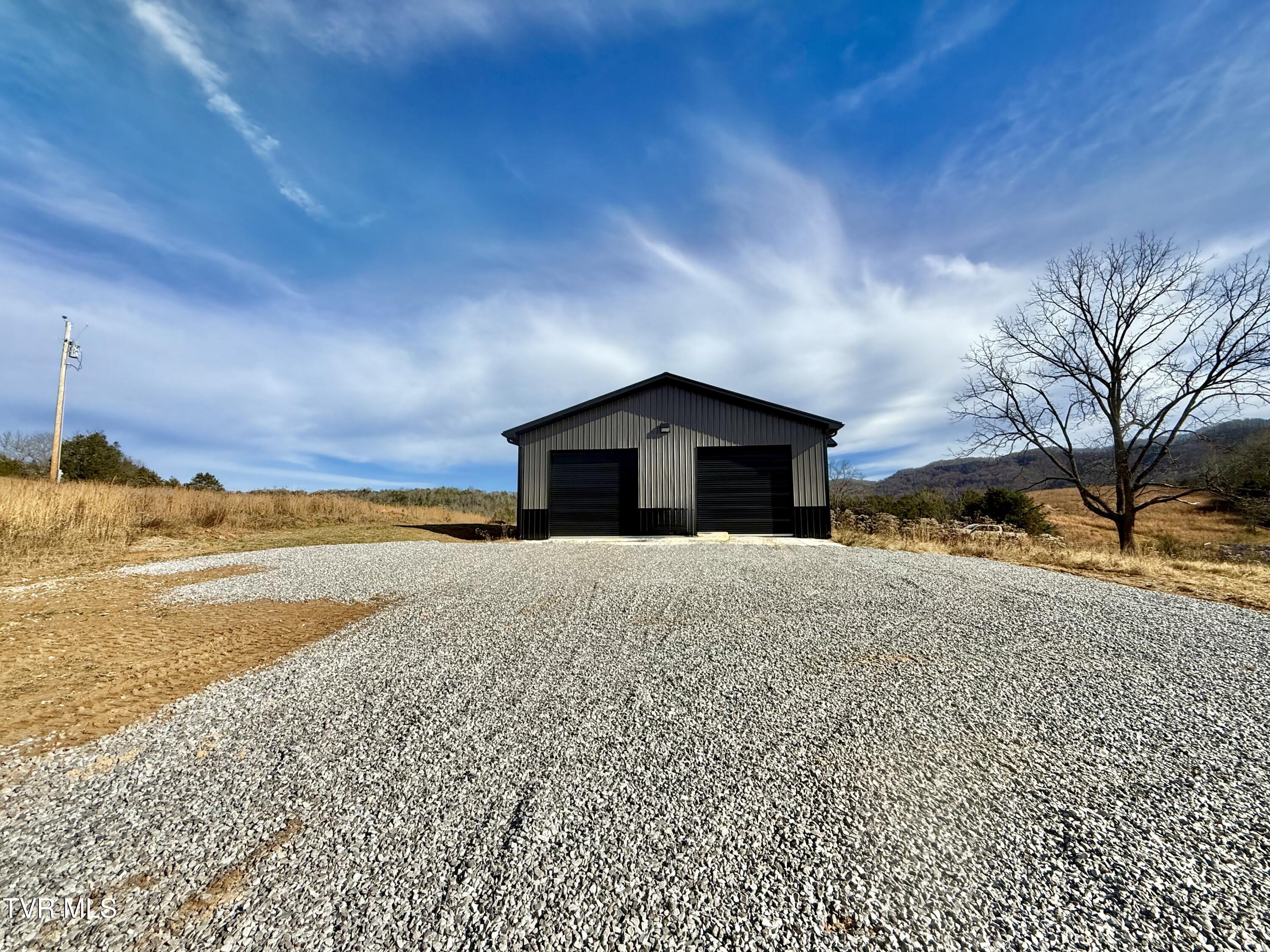 2114 Powell River Road Tazewell, TN 37879 - Photo 10 of 108 _Pic10 (28)