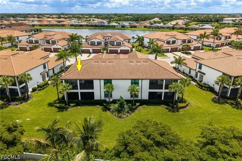 $429,900 | 12027 Hawthorn Lake Drive, Unit 202, Fort Myers, FL 33913
