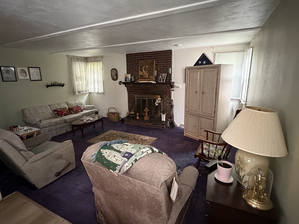 40 Aldrew Terrace Springfield, MA 01119 - Photo 6 of 12