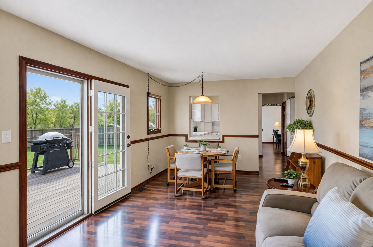 842 Pin Oak Circle Cary, IL 60013 - Photo 8 of 37 a living room with furniture and a large window