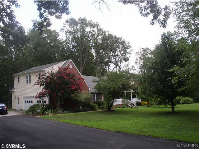 7285 Turner Road Richmond, VA 23231 - Photo 2 of 17 Exterior Front