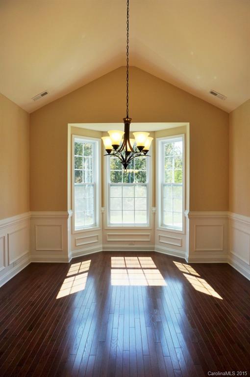 9011 Inverness Bay Road Charlotte, NC 28278 - Photo 8 of 14 Gallery Image 8