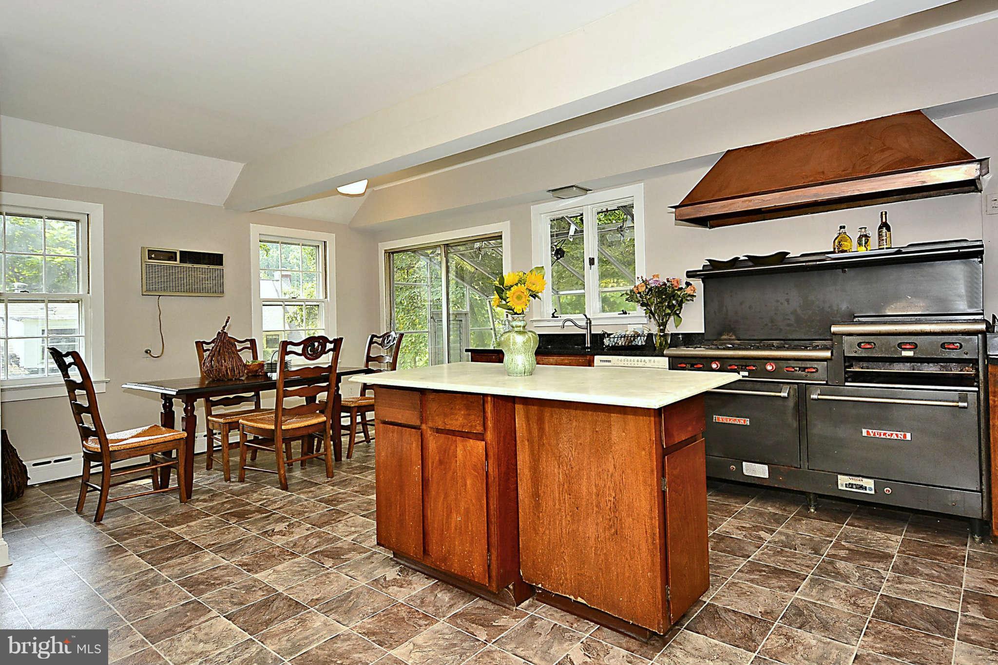 1825 Kirby Road McLean, VA 22101 - Photo 13 of 30 Heart of the House
