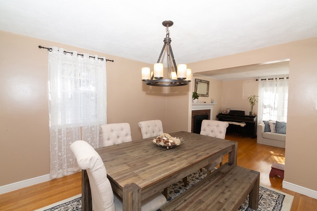 1323 Old Worcester Road Framingham, MA 01701 - Photo 5 of 23 Gallery Image 5
