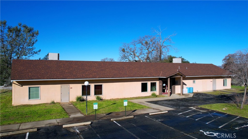 28549 Auberry Road Clovis, CA 93619 - Photo 14 of 44