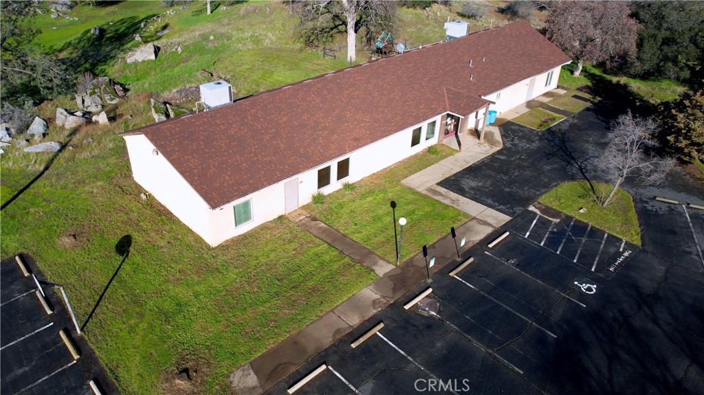 28549 Auberry Road Clovis, CA 93619 - Photo 10 of 44