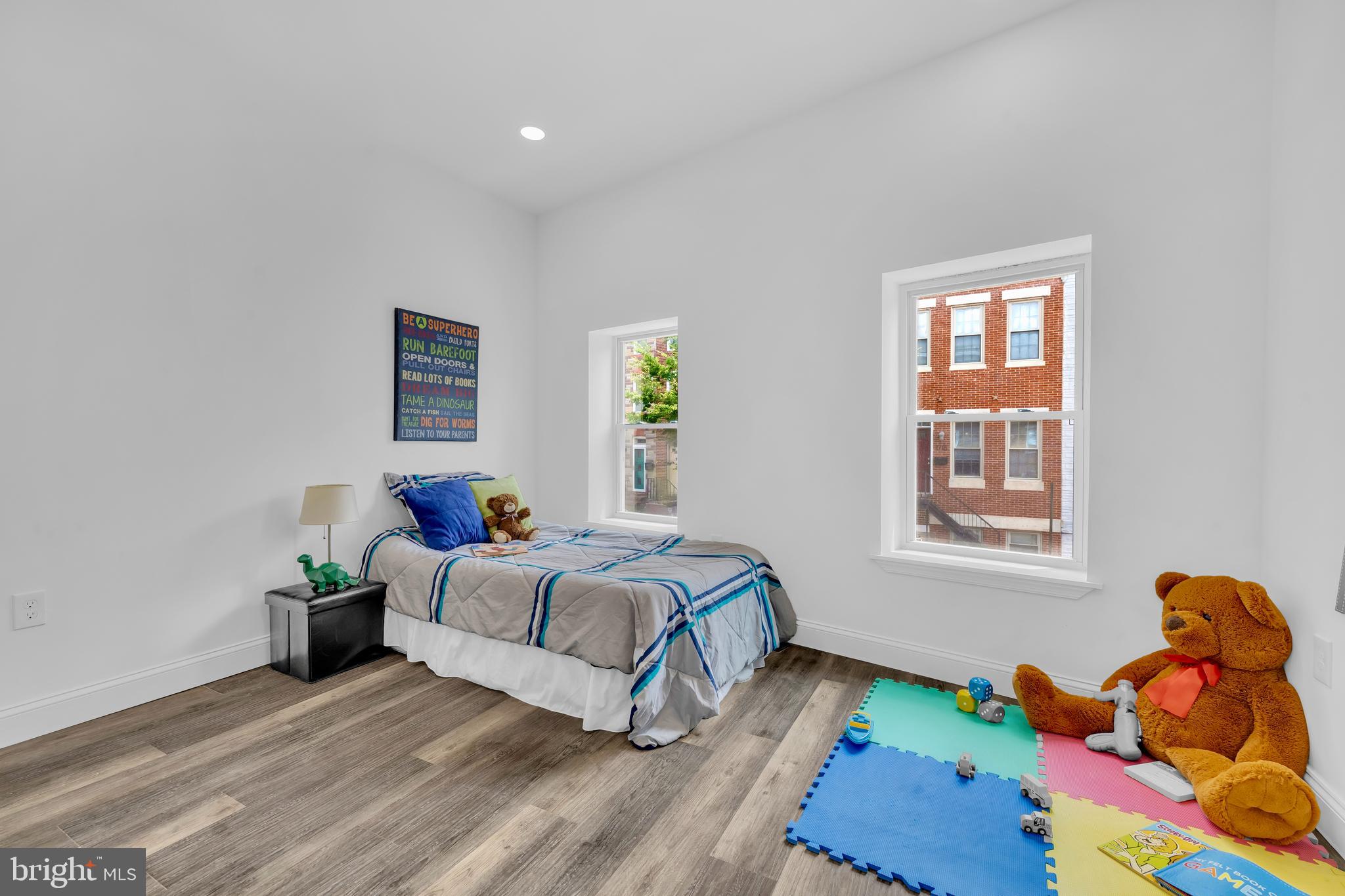 1710 Light Street Baltimore, MD 21230 - Photo 29 of 59 a bedroom with a bed and a window