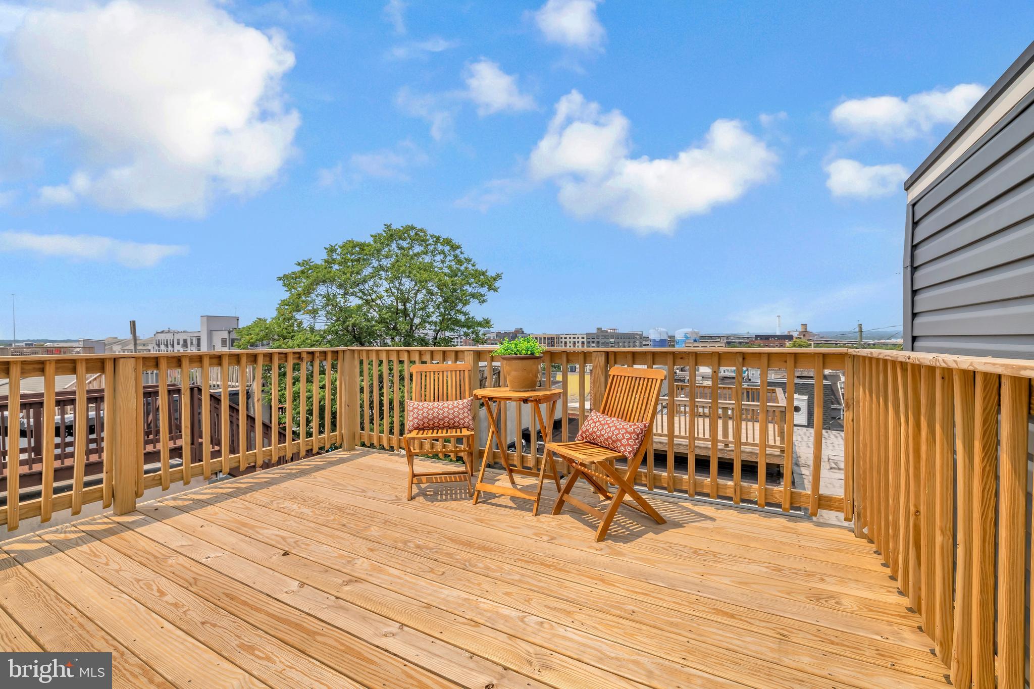 1710 Light Street Baltimore, MD 21230 - Photo 47 of 59 a view of a terrace with chairs