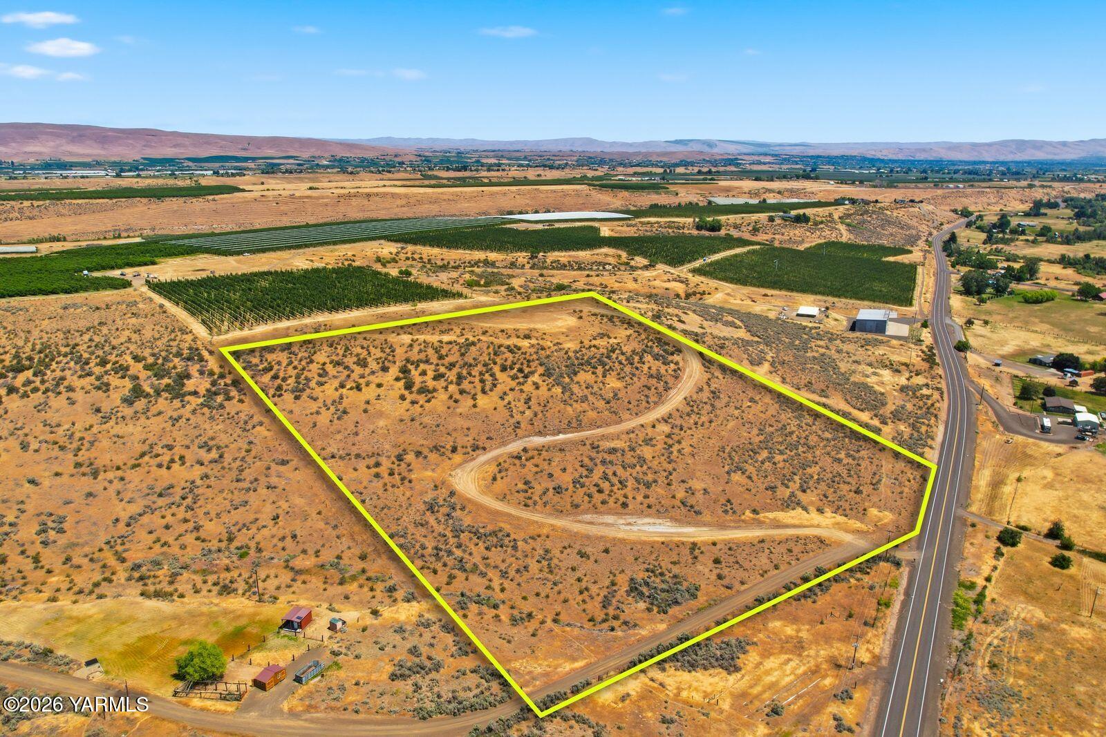 17011 Ahtanum Road Yakima, WA 98903 - Photo 3 of 16 3 Drone