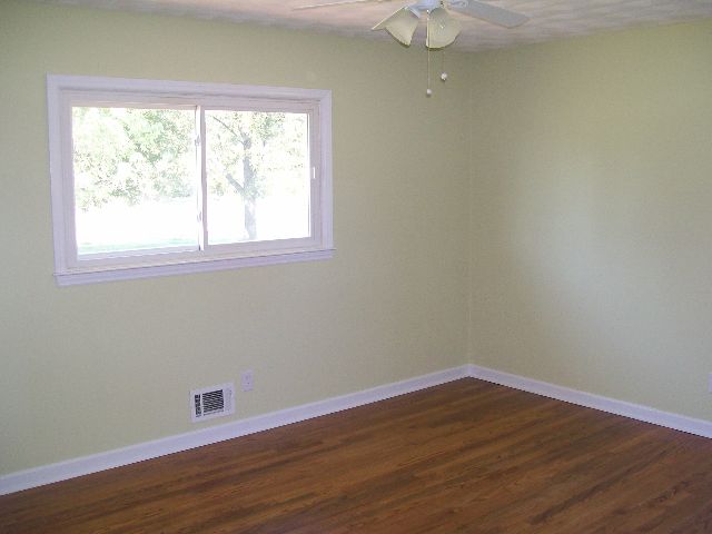 5218 Bible Church Road Boiling Springs, SC 29316 - Photo 14 of 23