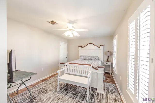 $278,000 | 3031 Barrow Street, Unit 6, Houma, LA 70360