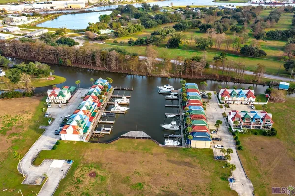 $278,000 | 3031 Barrow Street, Unit 6, Houma, LA 70360