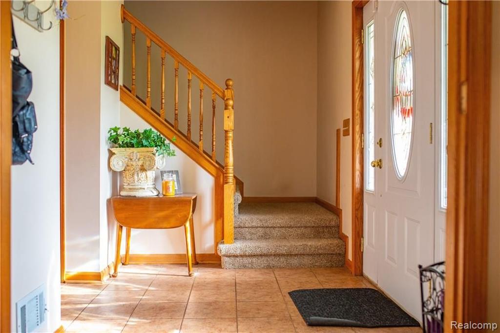 12801 Capernall Road Carleton, MI 48117 - Photo 12 of 40 Gallery Image 12