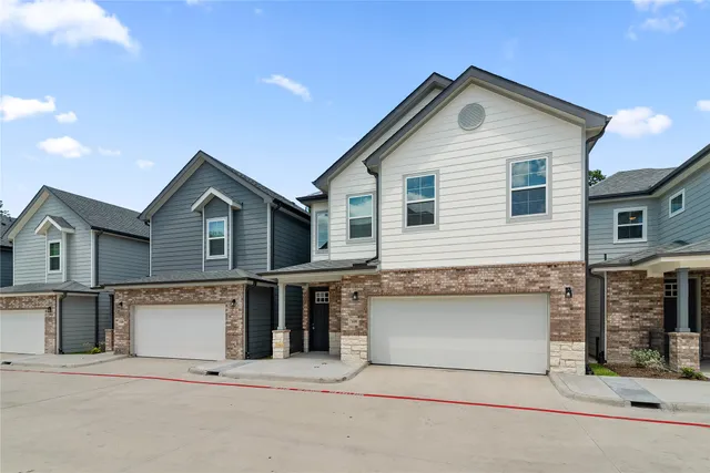 $2,369 | 28328-223 Birnham Woods Drive, Spring, TX 77386