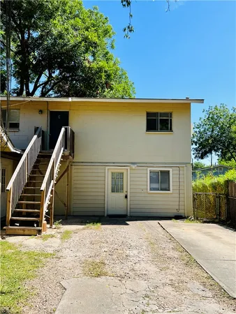 $1,100 | 1914 Cullen Avenue, Unit B, Austin, TX 78757