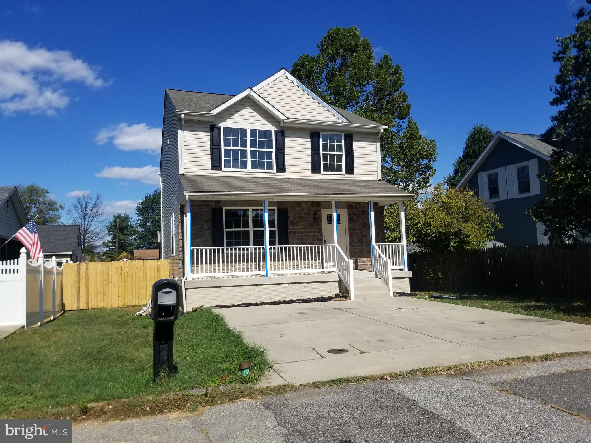 702 Holy Cross Road Baltimore, MD 21225 - Photo 1 of 69 Gallery Image 1