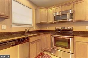 702 Holy Cross Road Baltimore, MD 21225 - Photo 11 of 69 Gallery Image 11